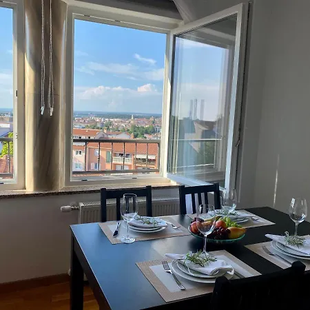 Penthouse Cityview 풀라