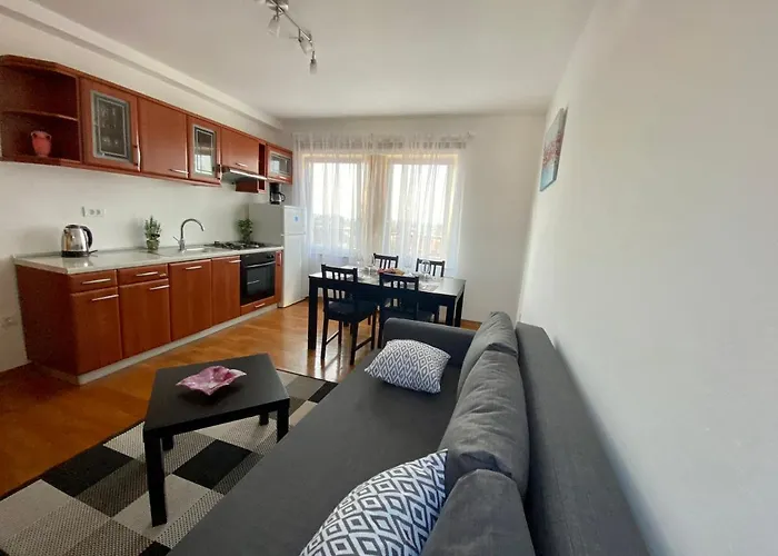 Penthouse Cityview Apartment Pula